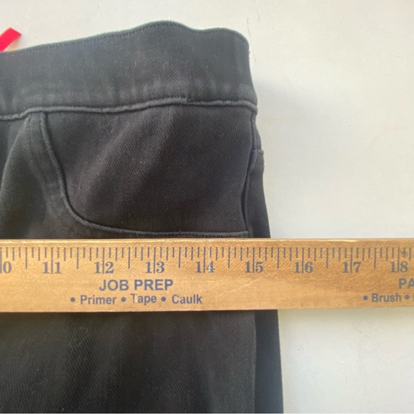 NWOT SPANX Jeanish Black Medium 4,6,8 - Picture 6 of 12
